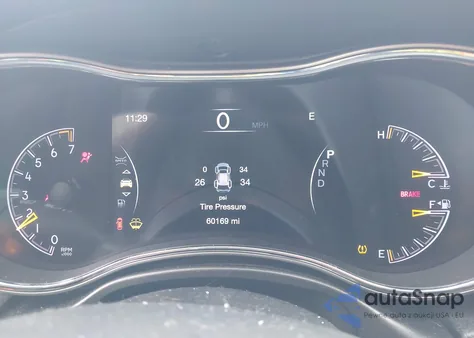 2021 Jeep Grand Cherokee Laredo X 4X4 z USA, uszkodzony, nr VIN 1C4RJFAG8MC797489